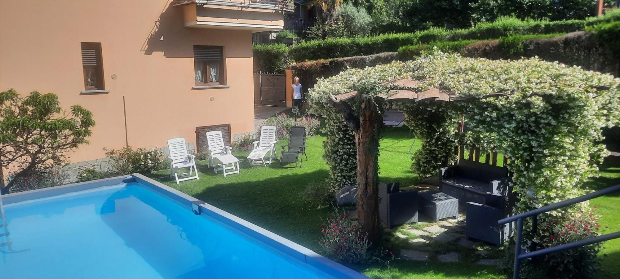 La Terrazza Casa Vacanza Leilighet Carenno Eksteriør bilde